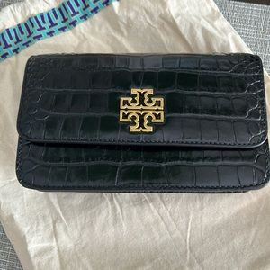 Beautiful very good condition Tory Burch crossbody bag